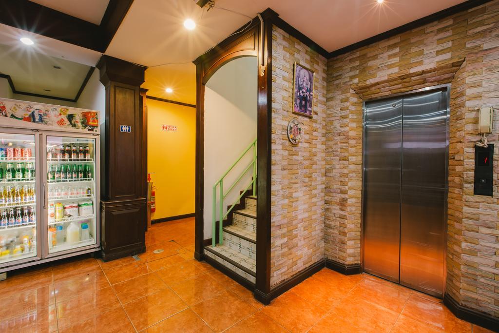 Magnific Patong Hotel Luaran gambar