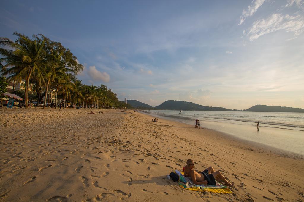 Magnific Patong Hotel Luaran gambar