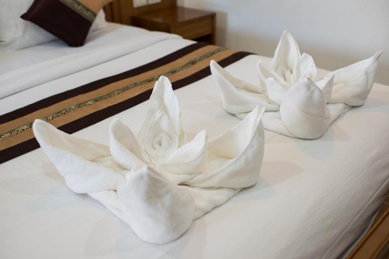 Magnific Patong Hotel Luaran gambar