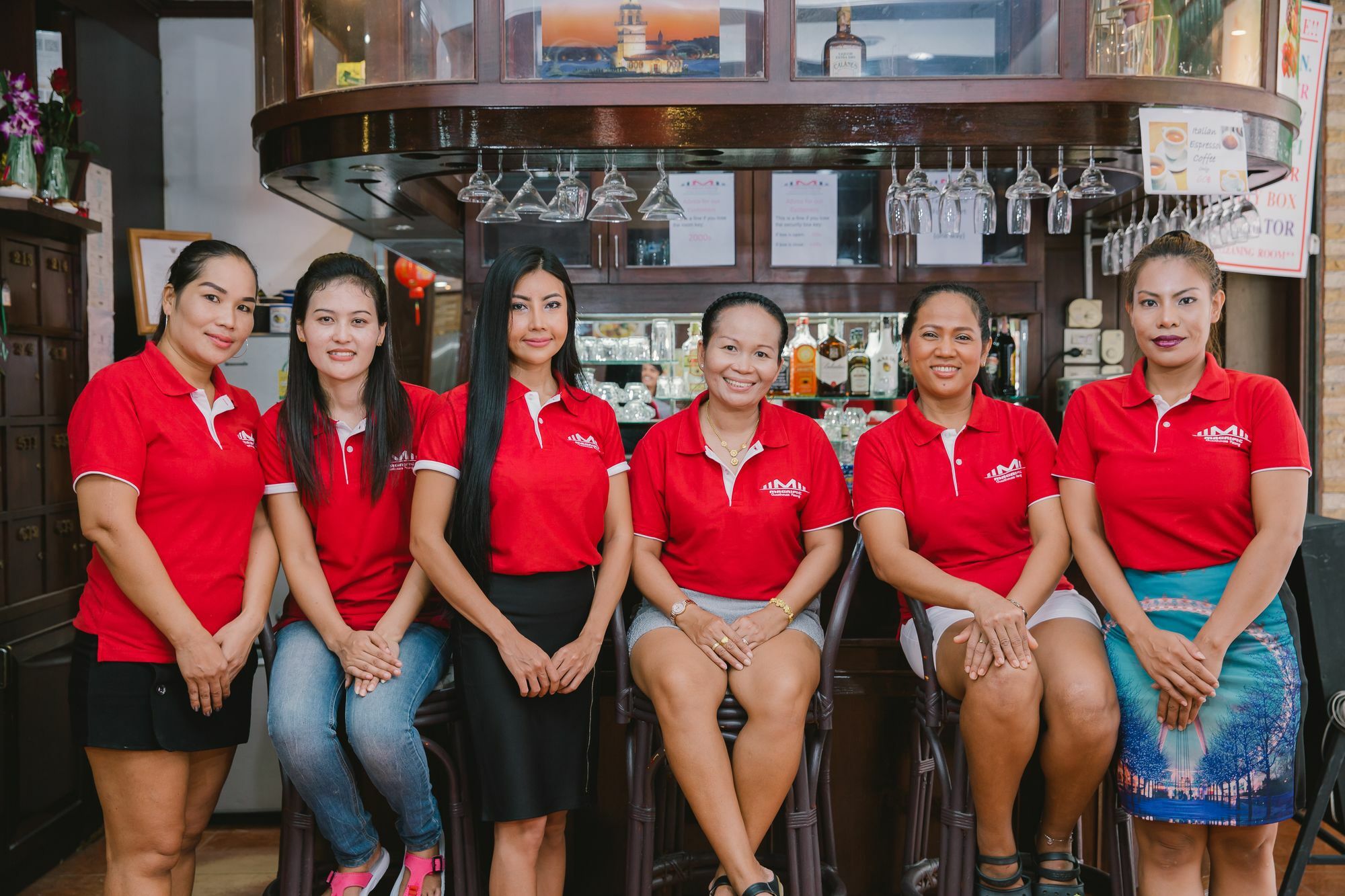 Magnific Patong Hotel Luaran gambar